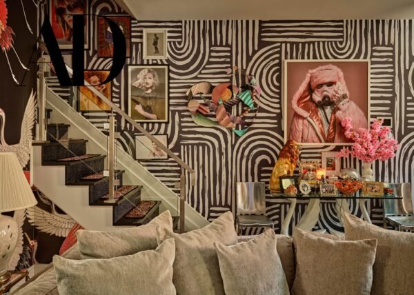 [CLAIRE-ESPARROS]_CLEVER_SamJay2700 copy